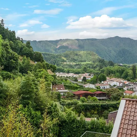 Paradise House * Furnas (Azores)