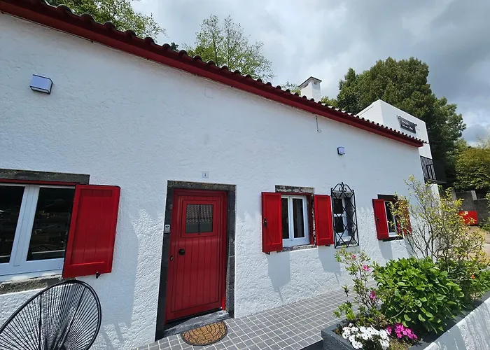 Nyaraló Paradise House *